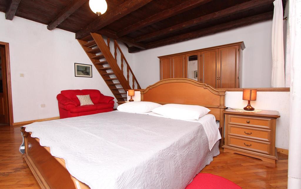 Apartment Ive